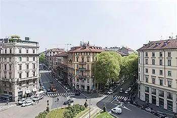 Royal Magenta & Luxury Appartement